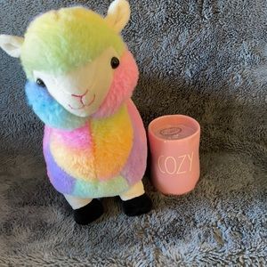 Creamy cashmere scented candle